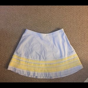 Ladies Vineyard Vines Skirt Size 8